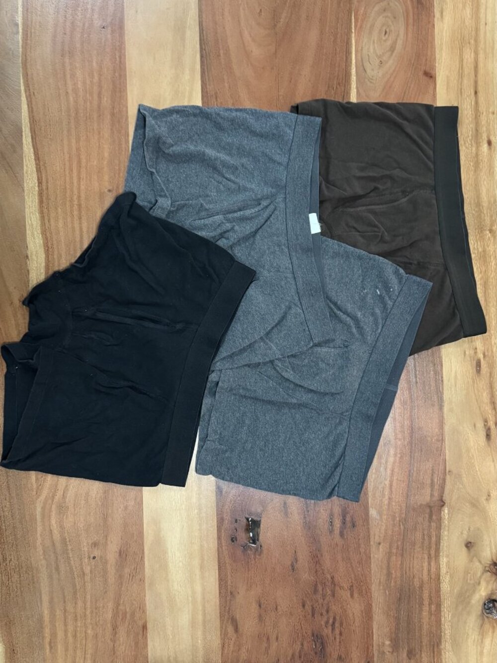 Lot of 3 Uniqlo men's shorts – size S